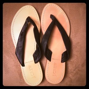 J.Crew | Soft leather flip flops ♟